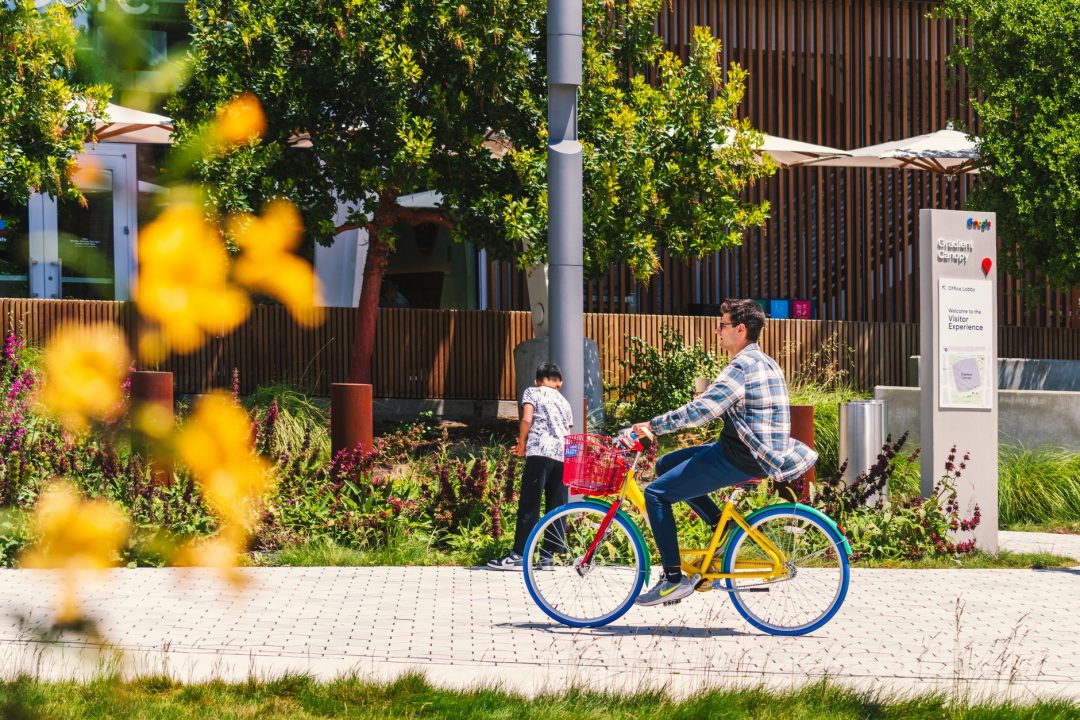 Alphabet, Blackstone to Form AI Cloud Venture With $5B Investment