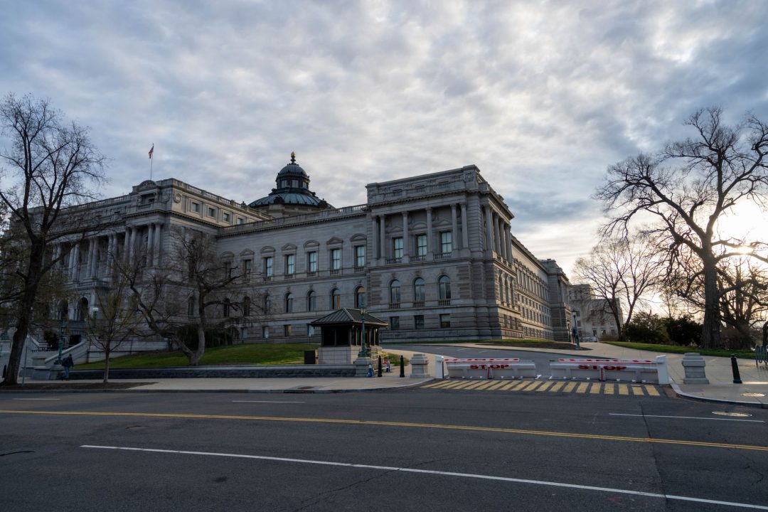 June FOMC: What Warsh's First Meeting Means for Dollar Trades